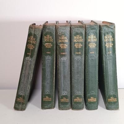 LOT 32: Vintage 1920s My Book House Volumes 1-6
