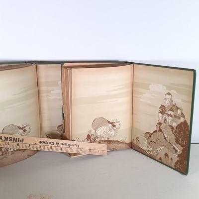 LOT 32: Vintage 1920s My Book House Volumes 1-6
