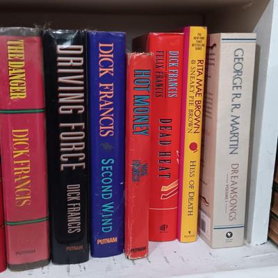 LOT 33: Large Book Lot- Stephen King, Dean Koontz, Dick Francis & More