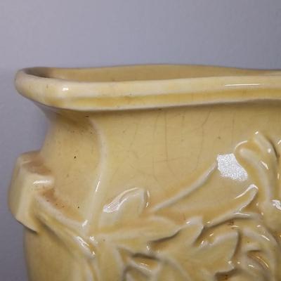 LOT 34: McCoy Pottery Yellow Floral Vase, Maruhon Ware Kissing Swan Vase & McCoy Brush Yellow Vase