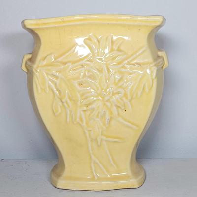 LOT 34: McCoy Pottery Yellow Floral Vase, Maruhon Ware Kissing Swan Vase & McCoy Brush Yellow Vase