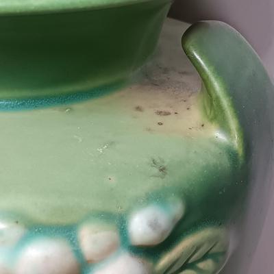 LOT 36: Roseville Pottery Green Snowberry Vase