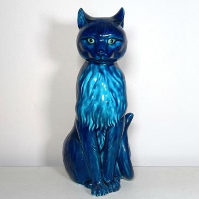 LOT 38: Vintage Inarco Japan Blue Indigo Cat Statue