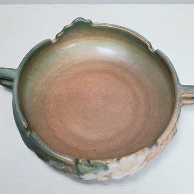 LOT 42: Roseville Pottery Magnolia Creamer and White Rose Ashtray