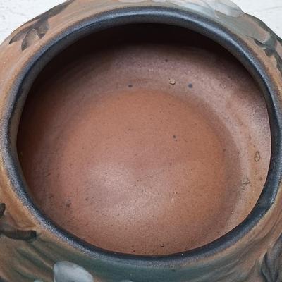 LOT 42: Roseville Pottery Magnolia Creamer and White Rose Ashtray