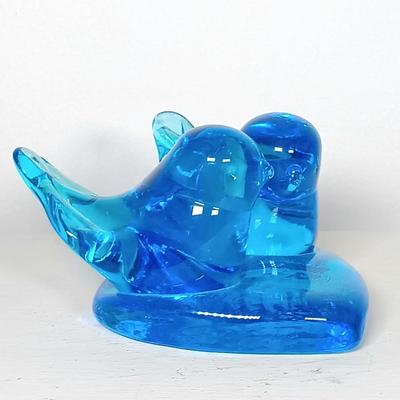 LOT 44: Westmoreland Glass Green Bird on Nest with Blue Art Glass Birds