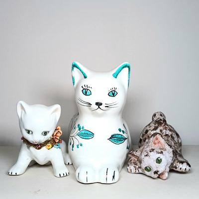 LOT 46: Set of (3) Italian Made Pottery Cats