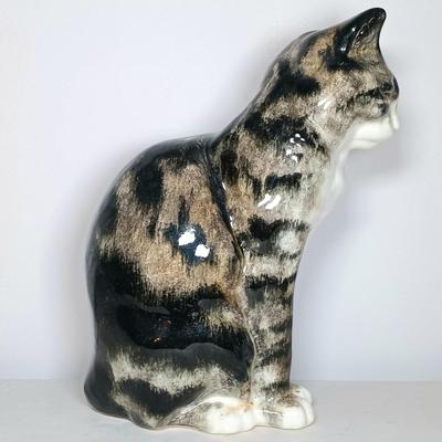 LOT 49: Signed J. Winstanley Saks Fifth Avenue Pottery Cat Statue