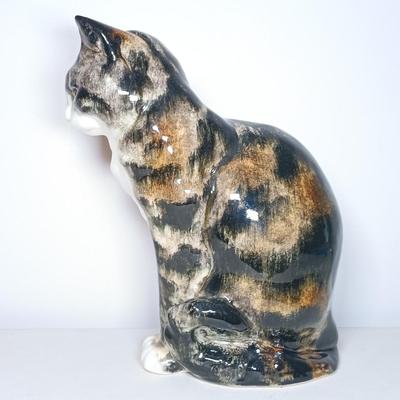 LOT 49: Signed J. Winstanley Saks Fifth Avenue Pottery Cat Statue