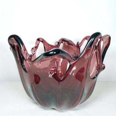 LOT 50: Murano White Cristal Italian Purple Amethyst Art Glass