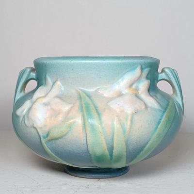 LOT 51: Roseville Pottery Iris Blue Two-Handled Vase and Rozane Pattern Cornucopia Vase