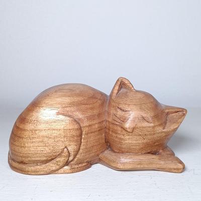 LOT 52: Vintage Elgin Miniature Clock Cat, Quail Pottery Gus the Cat & More