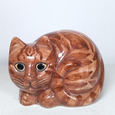 LOT 52: Vintage Elgin Miniature Clock Cat, Quail Pottery Gus the Cat & More