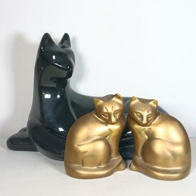 LOT 53: Haeger Reclining Cat Statue with Korean Brass Cat Bookends