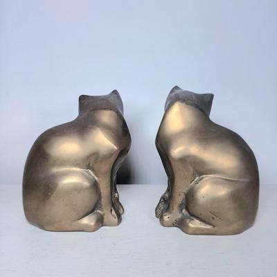 LOT 53: Haeger Reclining Cat Statue with Korean Brass Cat Bookends