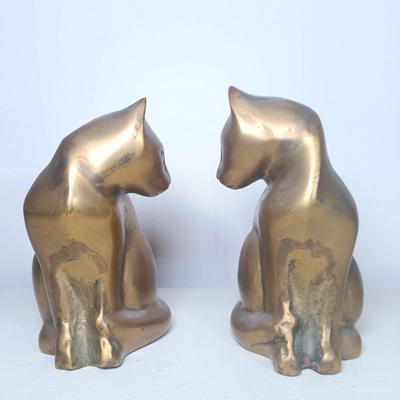 LOT 53: Haeger Reclining Cat Statue with Korean Brass Cat Bookends