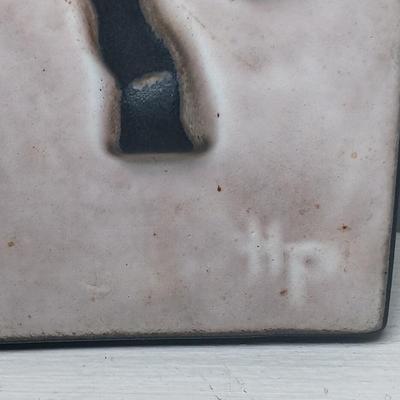 LOT 137: Buckeberg Signed Animal Plaque, Italian Pottery Cat & More