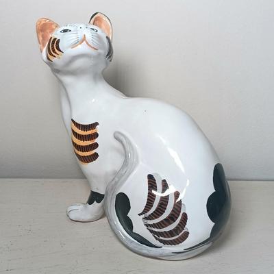 LOT 137: Buckeberg Signed Animal Plaque, Italian Pottery Cat & More