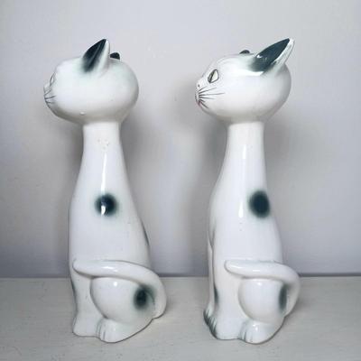 LOT 138: Japanese Long Neck Ceramic Cat Statues