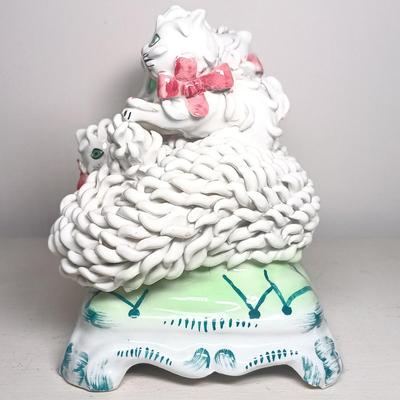 LOT 139: Italian Ceramic Noodle Cat