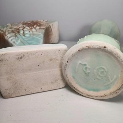 LOT 143: Vintage McCoy Green Bird Vase with Grape Leaf Pottery Planter