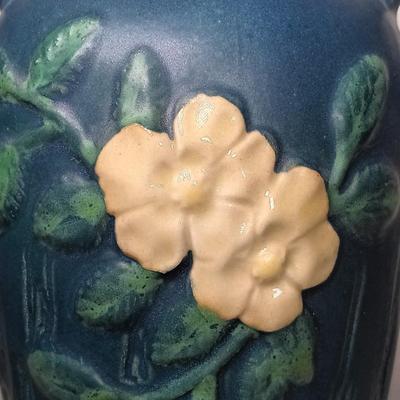 LOT 144: Roseville Pottery Wild White Rose Two-Handled Vase