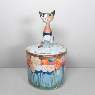 LOT 145: Signed Goebel Ceramic Cat Musical Trinket Box with Signed Cat Art