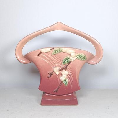 LOT 147: Roseville Pottery Snowberry Basket Vase & Columbine Vase
