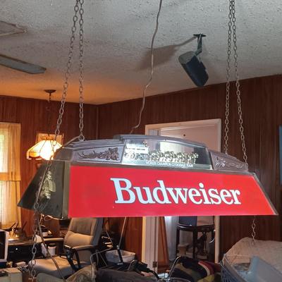 LOT 151: Budweiser Cyldesdale Team Pool Table Sign / Light