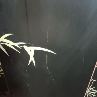 LOT 152: Vintage Gold Leaf and Black Lacquer Wood Screen Made in The People's Republic of China