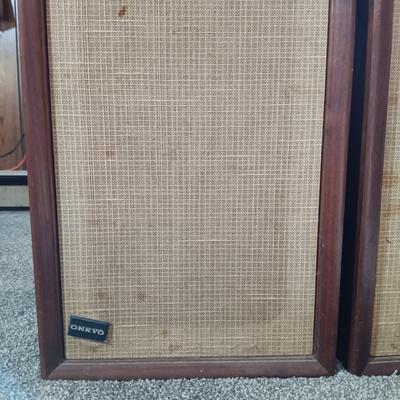 LOT 154: For Parts - Vintage Onkyo Model-20 Speakers