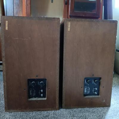 LOT 154: For Parts - Vintage Onkyo Model-20 Speakers