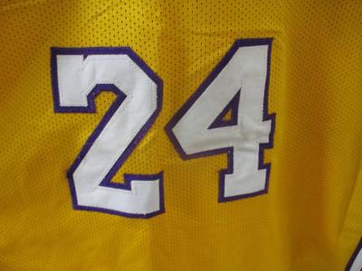 XL Los Angeles Lakers #24 Bryant Jersey (G)