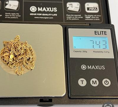 14k Gold Necklace w Pendant - 7.43 Grams