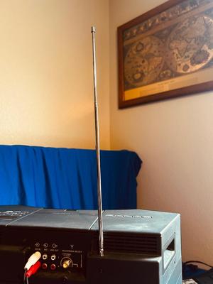 BOSE ACOUSTIC WAVE MUSIC SYSTEM MODEL CD–3000 WITH MULTI DISC CHANGER AND PEDESTAL MODEL PD-2