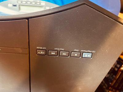 BOSE ACOUSTIC WAVE MUSIC SYSTEM MODEL CD–3000 WITH MULTI DISC CHANGER AND PEDESTAL MODEL PD-2