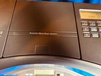 BOSE ACOUSTIC WAVE MUSIC SYSTEM MODEL CD–3000 WITH MULTI DISC CHANGER AND PEDESTAL MODEL PD-2
