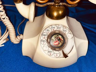 NEW YORK TELEPHONE COMPANY ROTARY DIAL PHONE