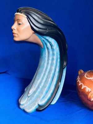 NATIVE AMERICAN CERAMIC LADY AND CLAY POT