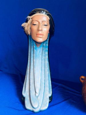 NATIVE AMERICAN CERAMIC LADY AND CLAY POT