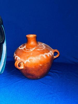 NATIVE AMERICAN CERAMIC LADY AND CLAY POT