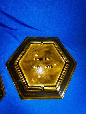 HAEGER USA POTTERY AND WEEPING 24k GOLD COVERED CORNUCOPIA VASE