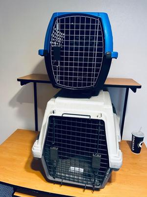 PET CARRIERS SMALL AND MEDIUM PET CARRIERS