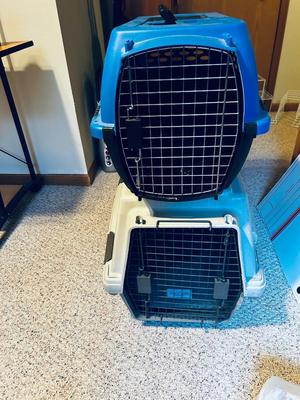 PET CARRIERS SMALL AND MEDIUM PET CARRIERS