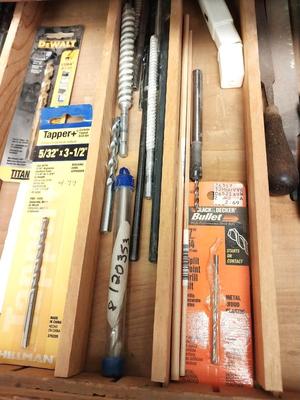 MOSTLY NEW DRILLBITS