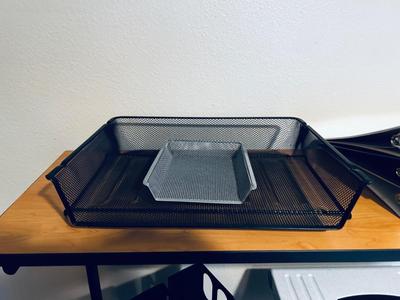 MICROSOFT WIRELESS KEYBOARD, BELKIN ROUTER, TIMEX WALL CLOCK AND OFFICE SUPPLIES
