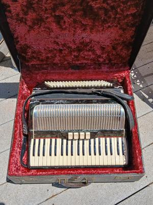 Vintage Paolo Soprani Accordion – Made in Italy – With Original Case