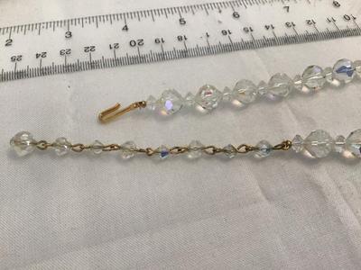 Beautiful Vintage Crystal Necklace