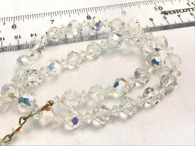 Beautiful Vintage Crystal Necklace