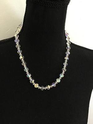 Beautiful Vintage Crystal Necklace